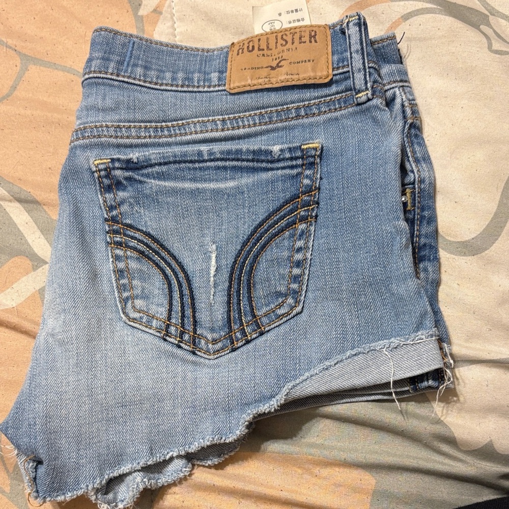Hollister Sky Blue Cutoff Denim Shorts size 1
